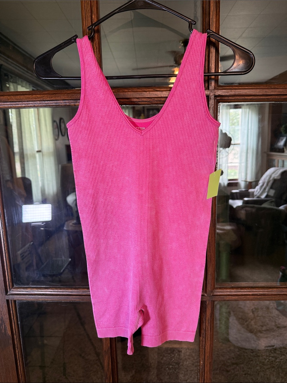 Better Be Pink Ribbed V-Neck Sleeveless Romper S/M Barbiecore Festival Yoga NWT‎